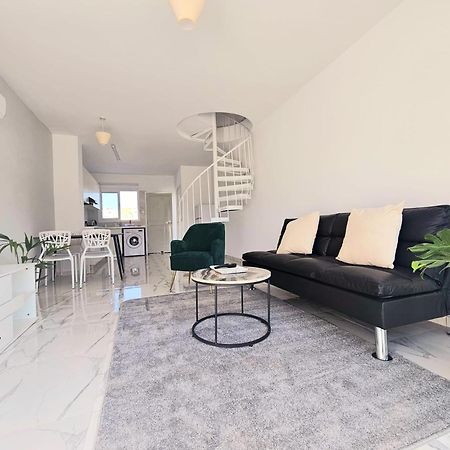2Bd Garden Apartment 파포스 외부 사진